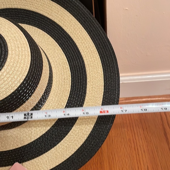 Black & Tan Ladies Beach Hat - Picture 2 of 2